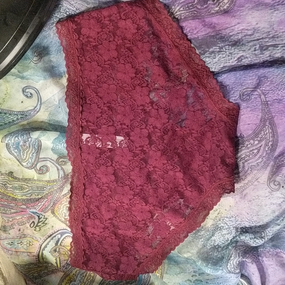 NWOT Wealurre Panties in Rich Cranberry Size Large - Picture 4 of 7